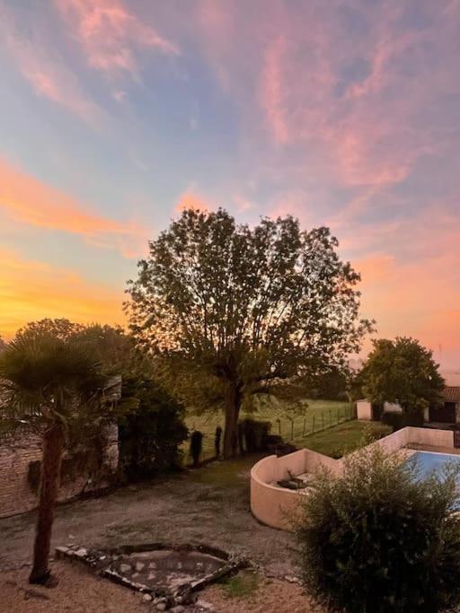Beautiful Charente With Swimming Pool * Marcillac-Lanville