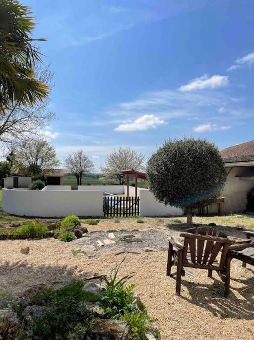 Beautiful Charente With Swimming Pool *